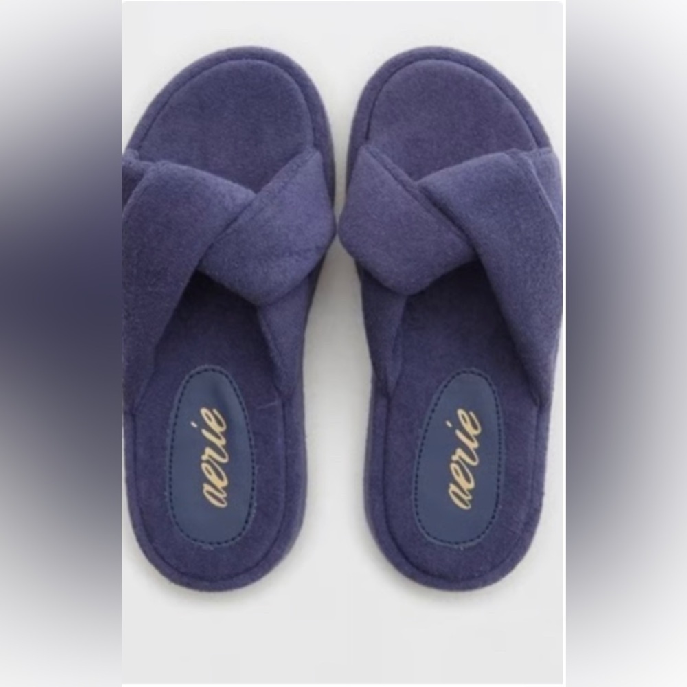 AERIE NWOT Women's blue Crisscross Slide Slippers